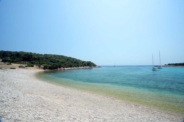 BeachofBudikovacIslandlagoon