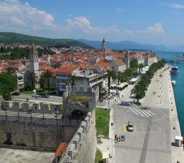 KamerlengofortressandTrogirPromenade-viewfromair