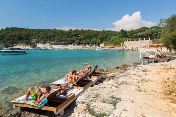 Relaxing on a deck chair in Palmizana