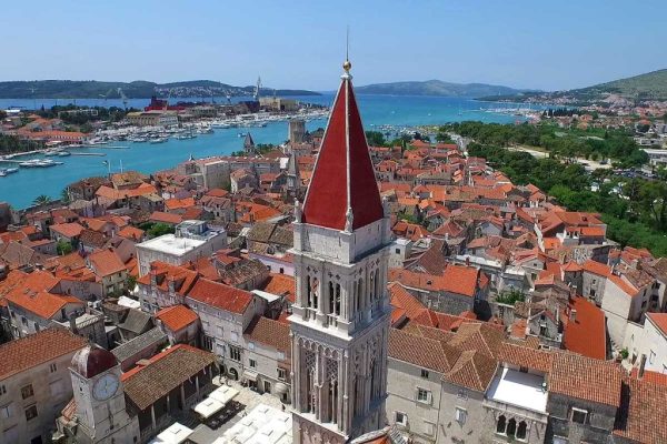 StLawrenceCathedralinTrogirwithterracotarooftops-olttowntrogir