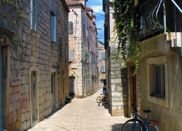 Stari Grar, Hvar