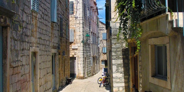 Stari Grar, Hvar