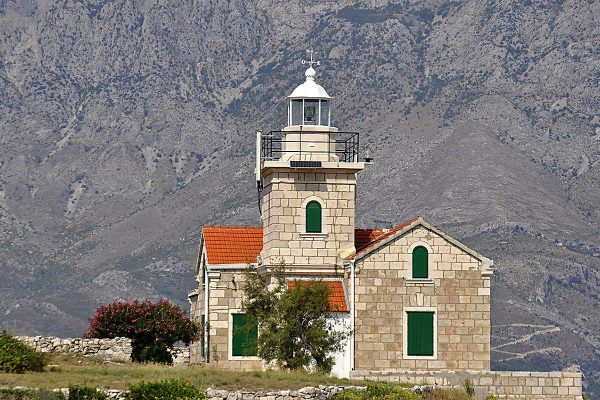 Island Brac Speedboat tour from Split