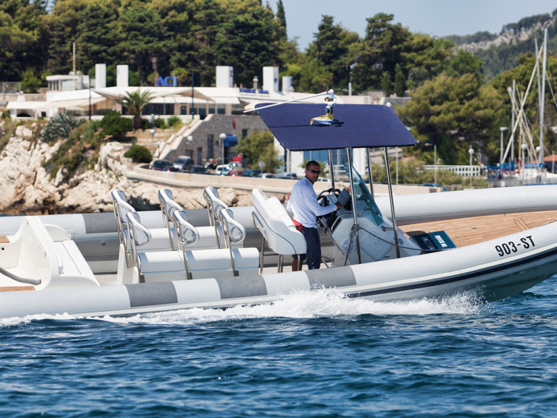 Speedboat transfers from Split