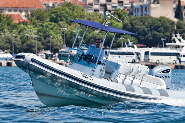 Speedboat transfers from Split