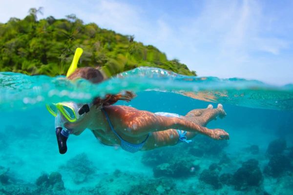 swimmingandsnorkeling-exploringunderwater-bluelagooncroatia