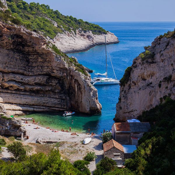 Stiniva bay, island Vis