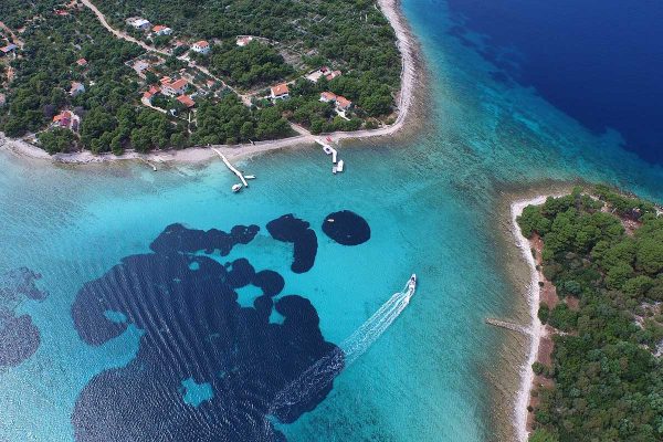 AerialViewonBlueLagoonspeedboattourSplitCroatia