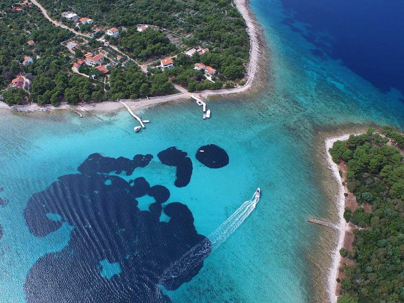 AerialViewonBlueLagoonspeedboattourSplitCroatia