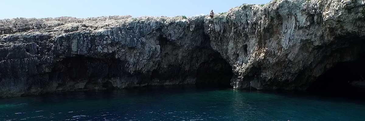 JumpfromGreenCaveinCroatia