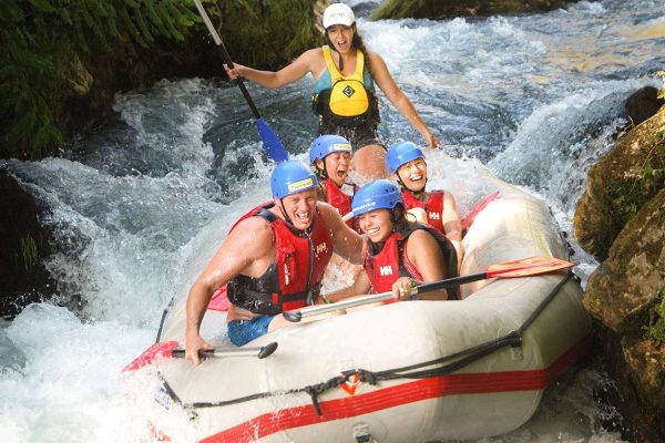 down-the-cetina-rapids