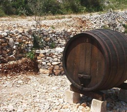 Wine Barrel, island Brac