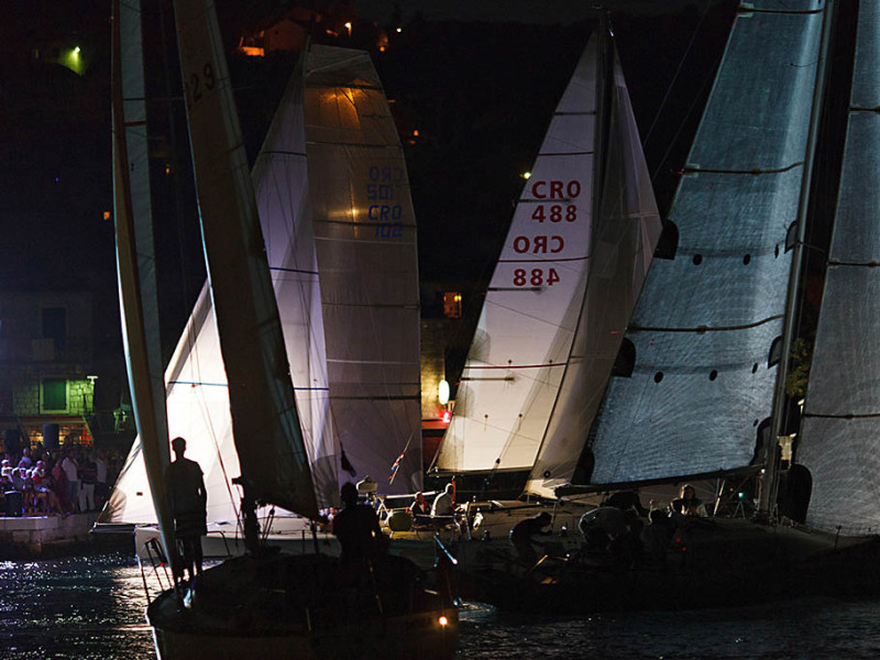 Compeating on Pequena Regata Nocturna