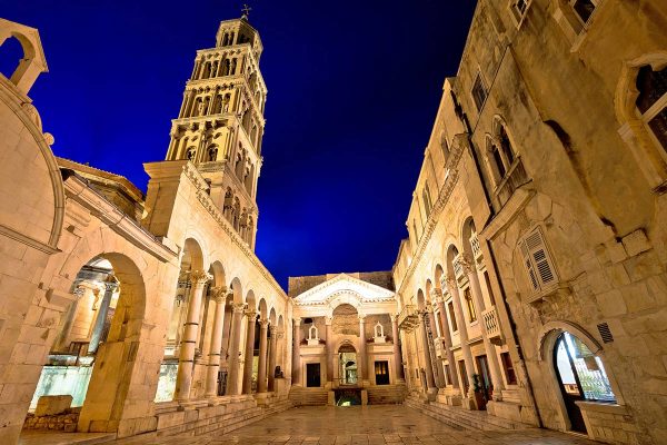 Peristyle-and-st-domnius-cathedral-old-town-split