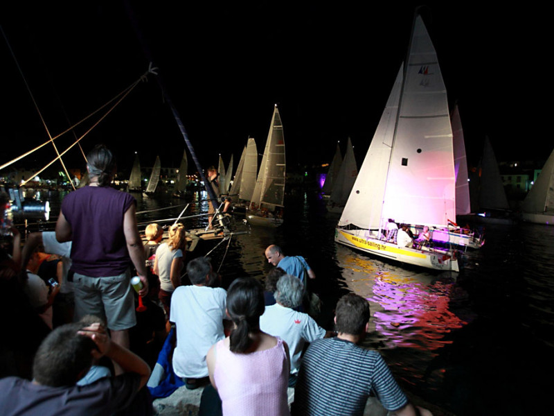 Night regatta private tour from Split-pequena regata nocturna