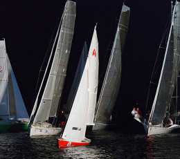 Sailing on Pequena Regata Nocturna