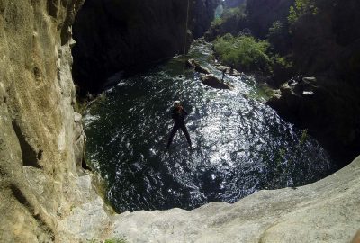 Descending into the lake from Canyon top