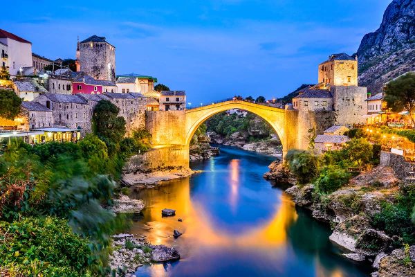 famous-old-bridge-in-mostar