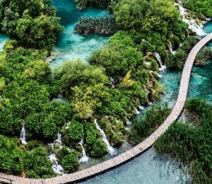 Wooden trail over interconnecting lakes of Plitvice NP