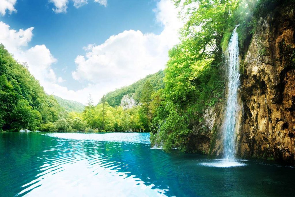 magnificent nature of Plitvice lakes