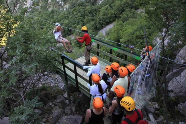 arrivingsafelyattheplatform-ziplinetourfromsplit