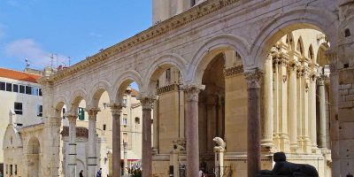 peristyle-dioakletianpalacesplitcroatia