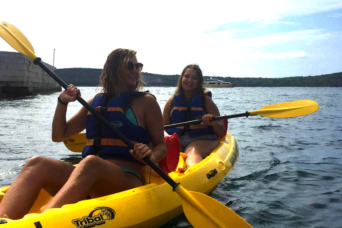 split kayaking tour