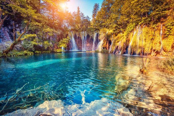 lake-of-plitvice-with-waterfall