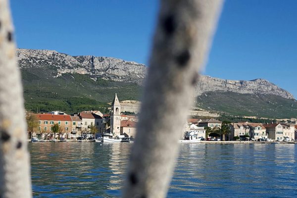 sailingfromsplit-kastelapanorama