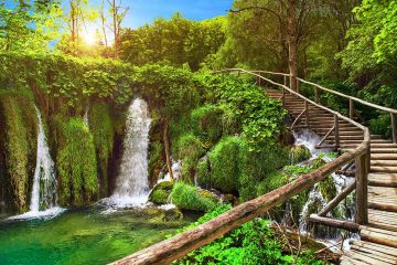 trail-through-beauiful-nature-of-plitvice-national-park