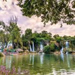 rest by the Kravice falls